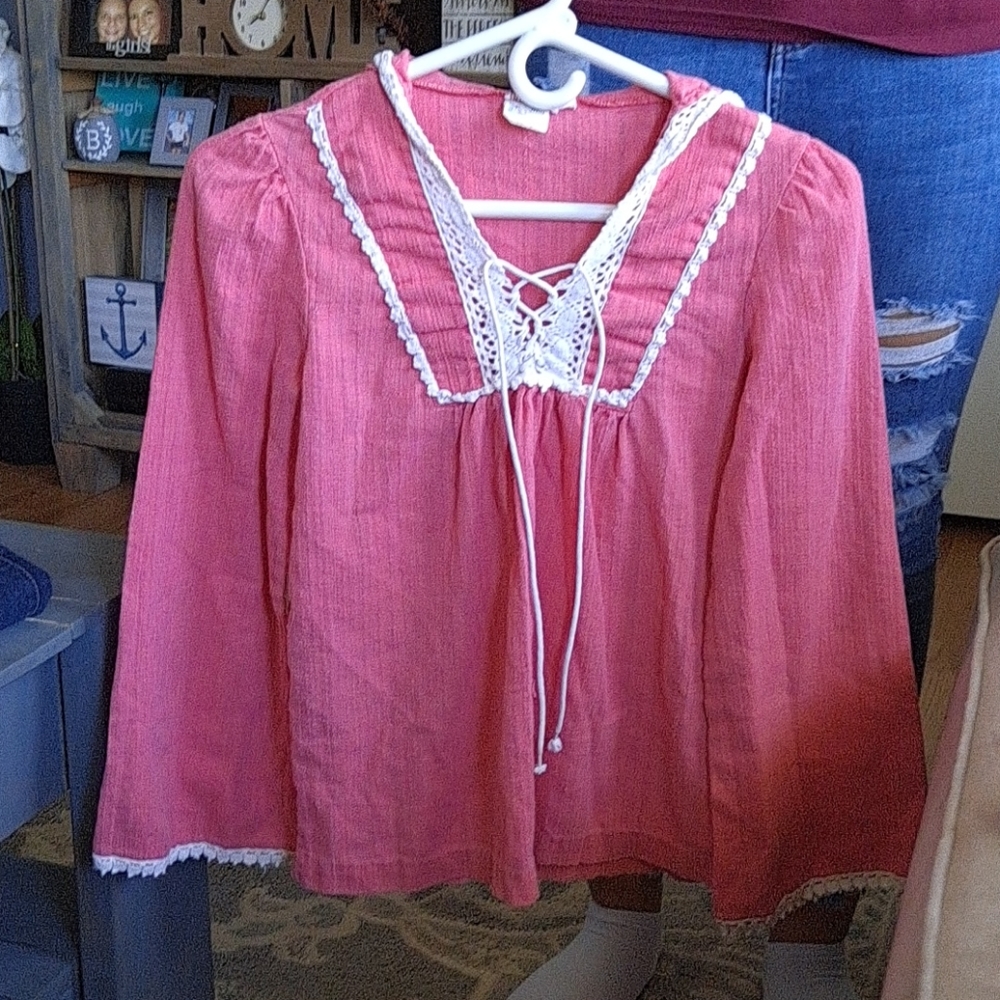 Half sleeve shirt - Picture 1 of 2